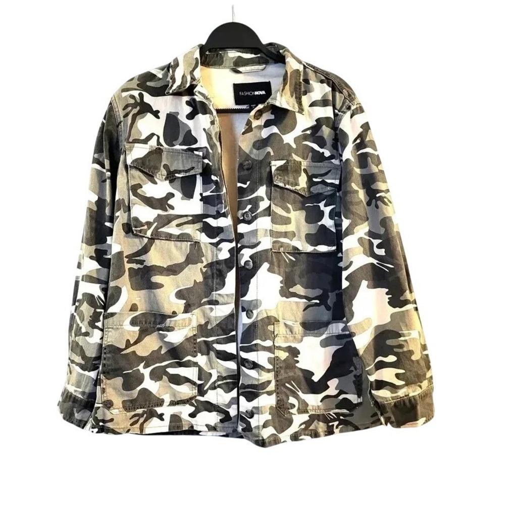 Fashion Nova Camo Utility Jacket Grey White Black Camouflage Shacket Womens